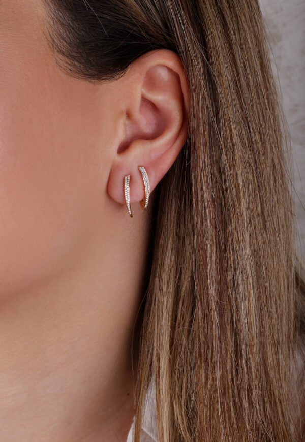 rose gold 18K earrings with diamonds